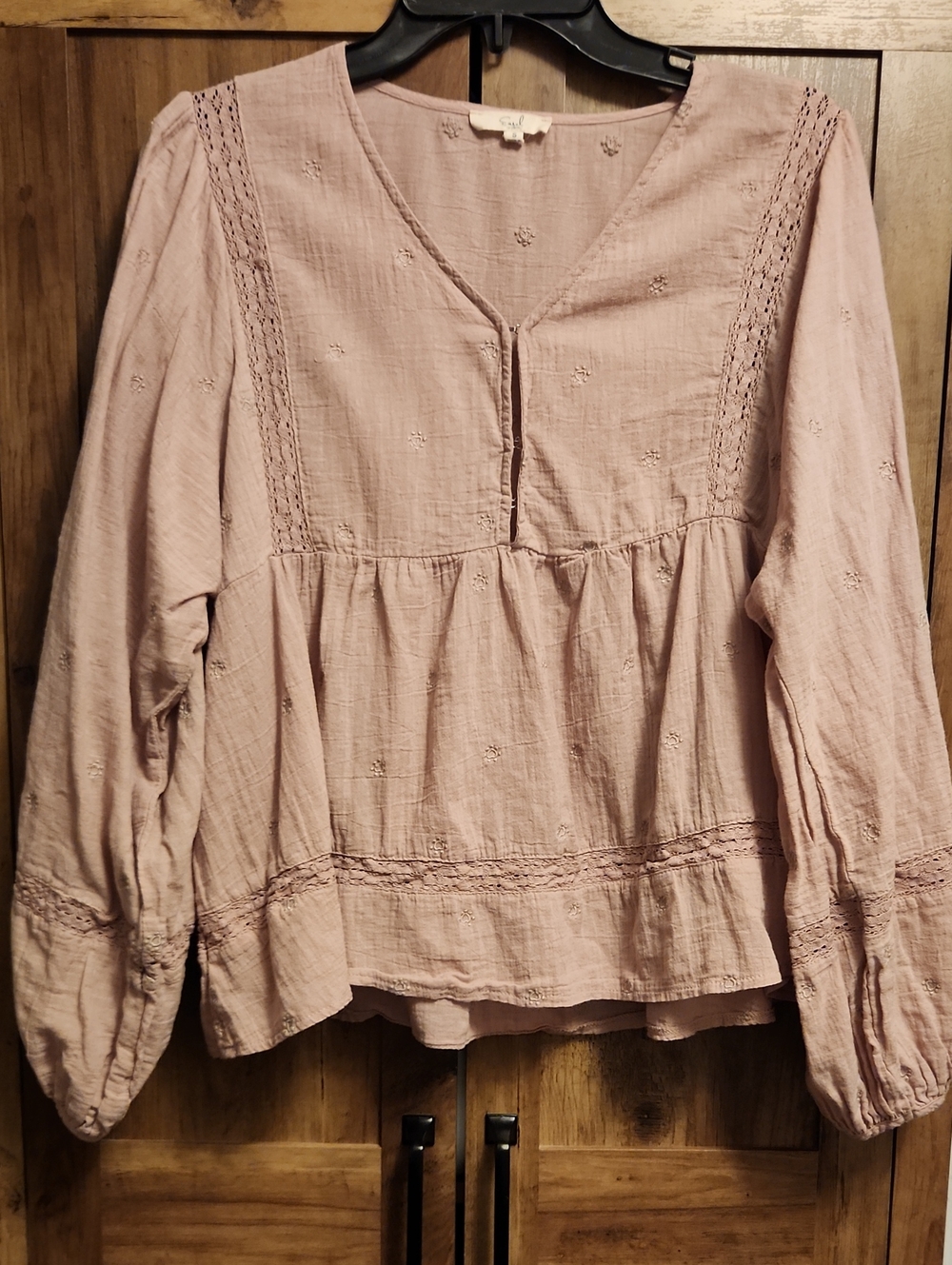 Easel Boho Peasant Peplum Lace & Embroidered Dusty Rose 100% Cotton Blouse